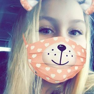 Meet your Posher, Leigh